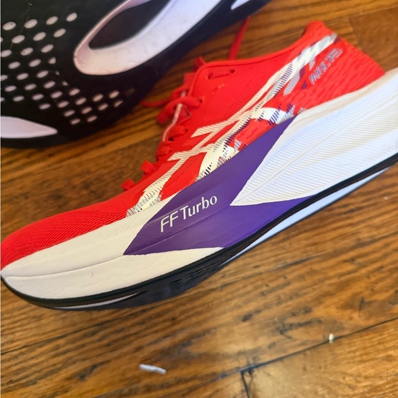 ASICS Magic Speed 4 - Picture 4 of 6